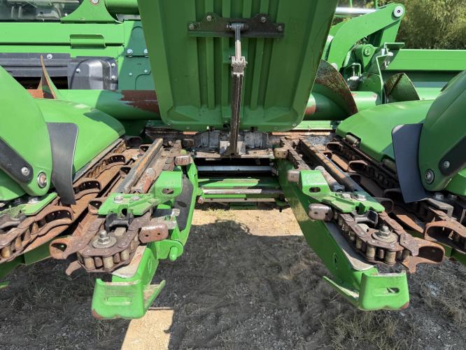 John Deere C12F