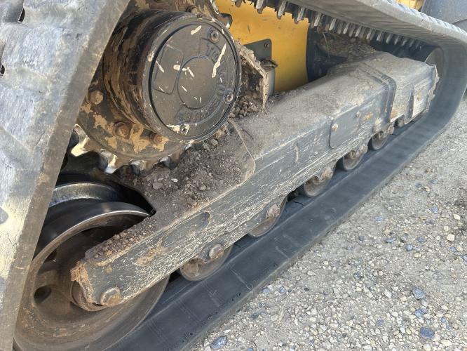 John Deere 333G
