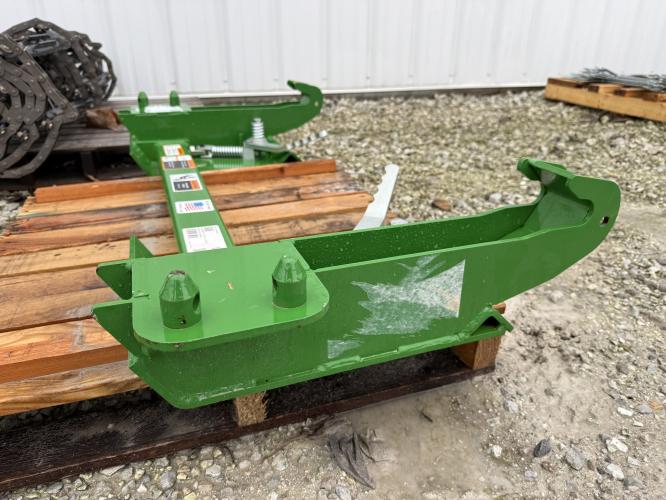 Worksaver JD 500 TO SKID ADAPTER