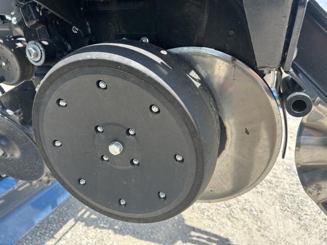 Kinze 3605