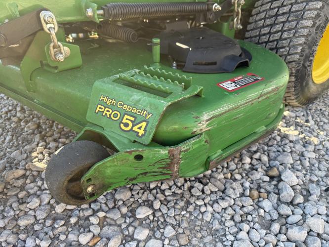 John Deere Z720E