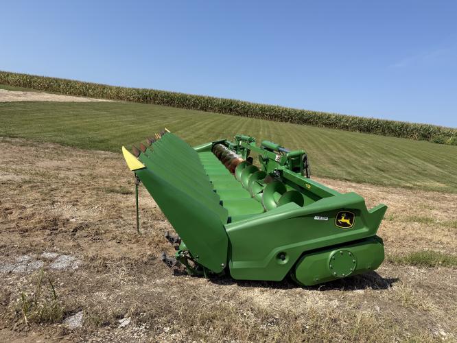 John Deere C12F