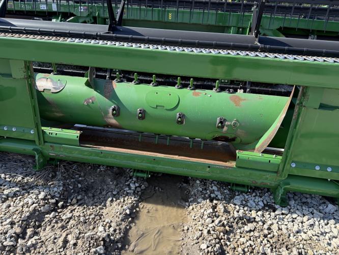 John Deere 635F