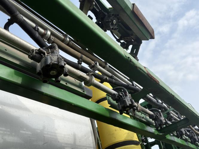John Deere 612R