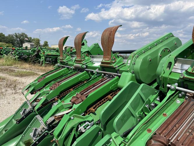 John Deere C12F