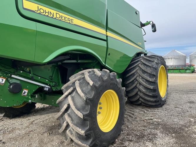 John Deere S790