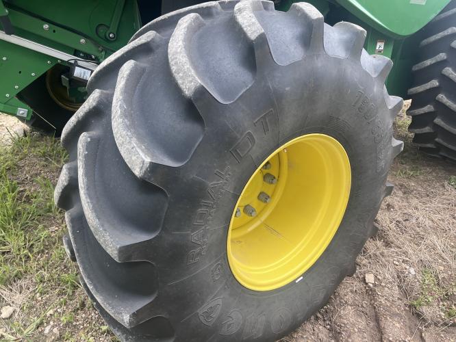 John Deere S780