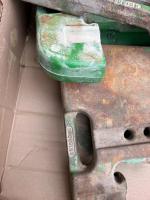 John Deere R51680 WEIGHT