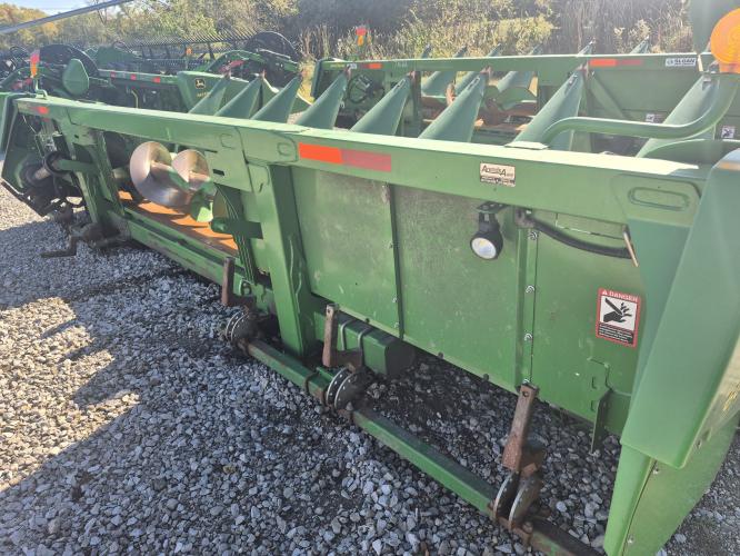 John Deere 608C StalkMaster