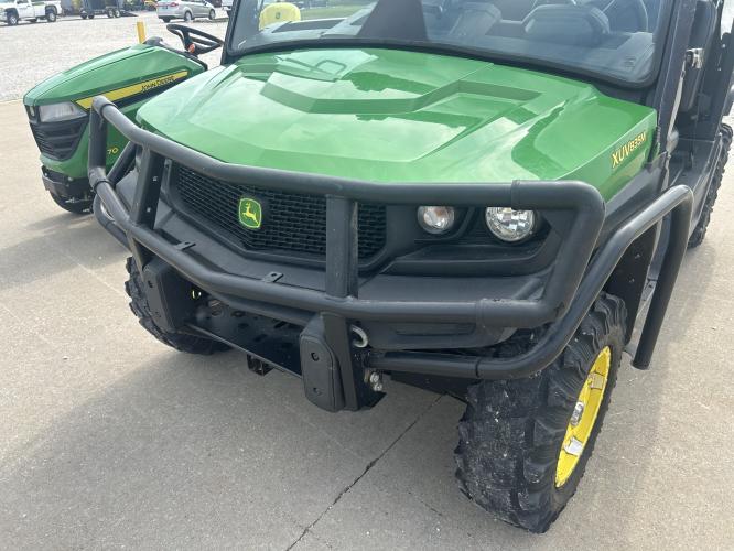 John Deere XUV 835M