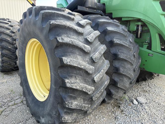 John Deere 9530