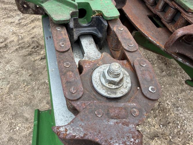 John Deere C8R