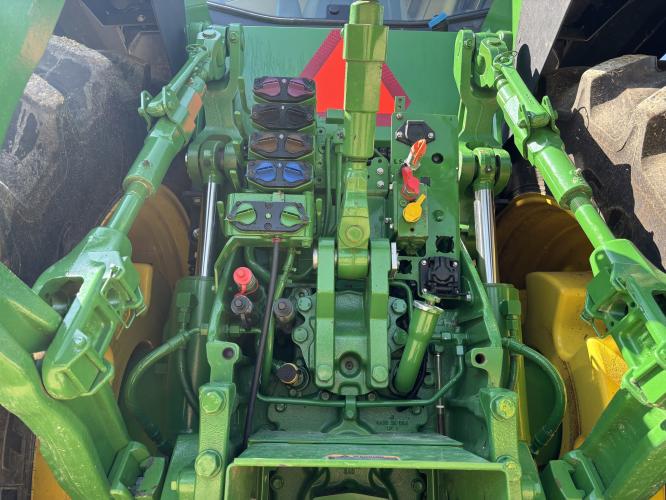John Deere 8R 410