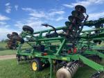 John Deere 2720