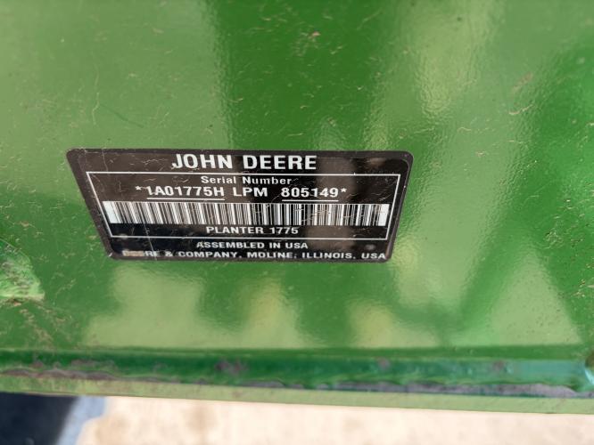 John Deere 1775