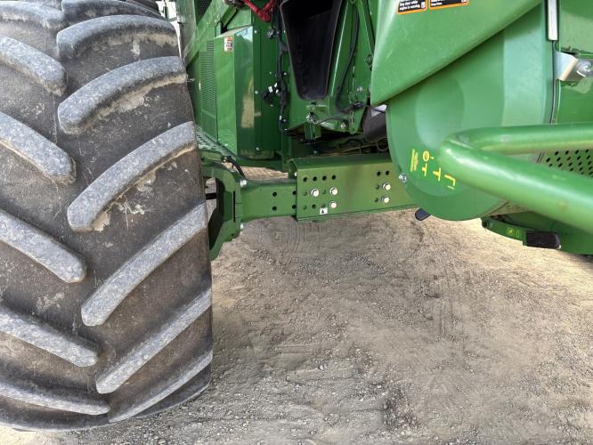 John Deere S780