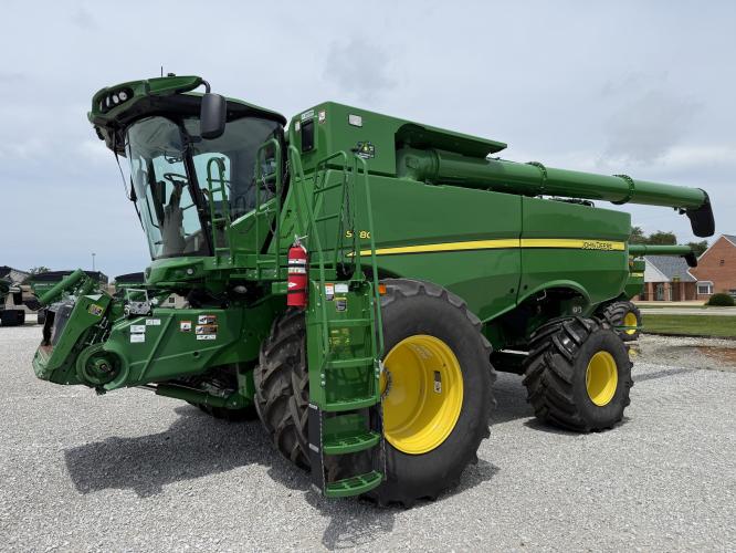 John Deere S780