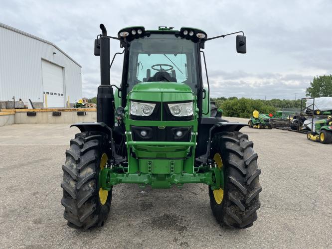 John Deere 6130M