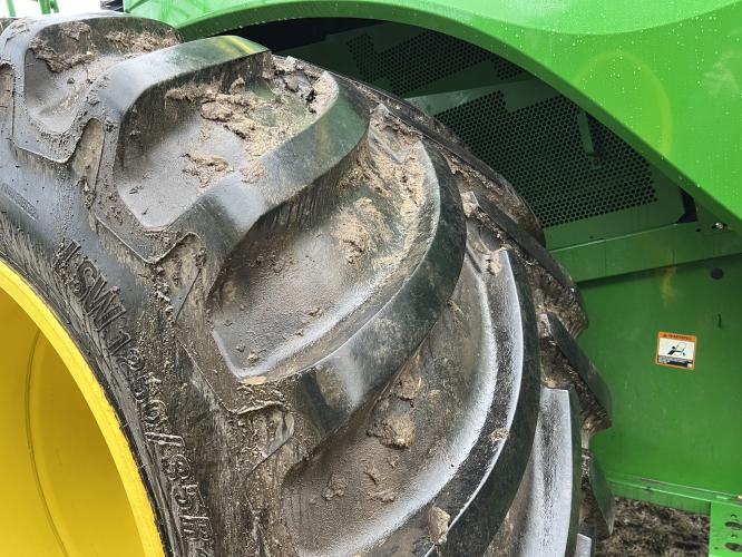 John Deere S790