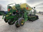 John Deere 1775NT