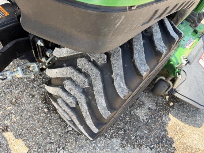 John Deere 1025R