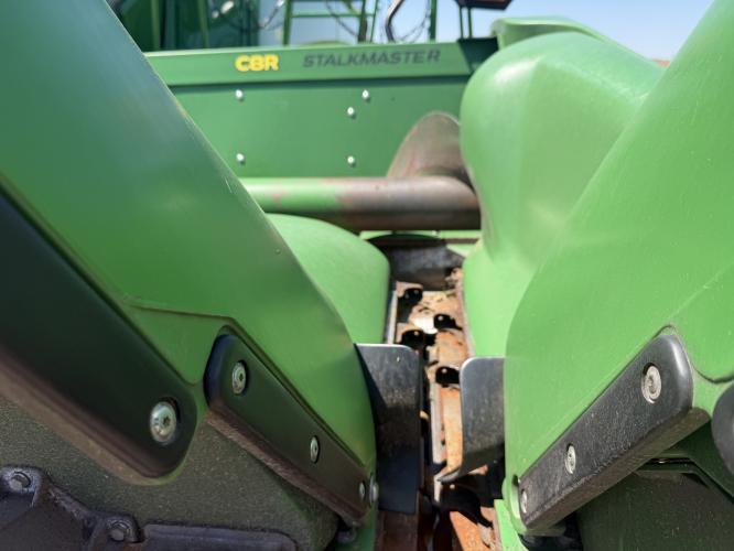 John Deere C8R