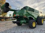 John Deere X9 1100