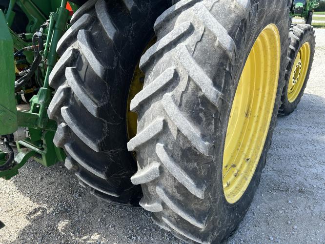 John Deere 8400R
