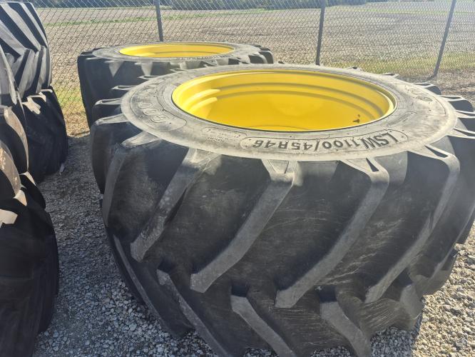 Goodyear 110045R46LSW