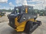 John Deere 325G
