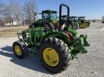 John Deere 5075E