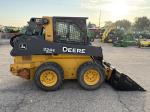 John Deere 324E