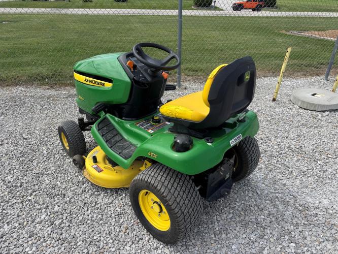 John Deere X304