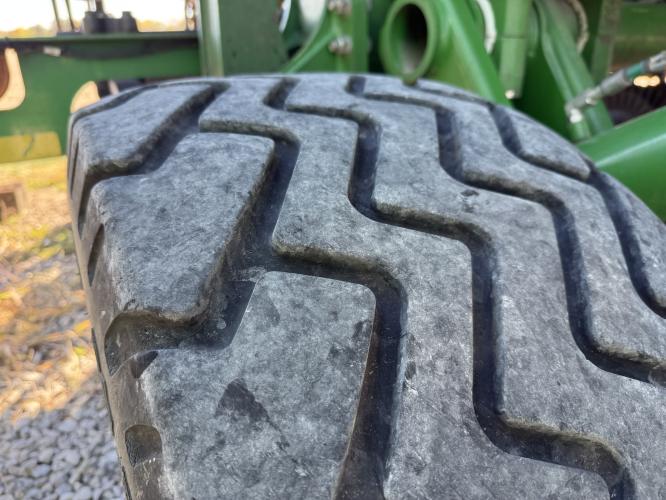 John Deere 2660VT