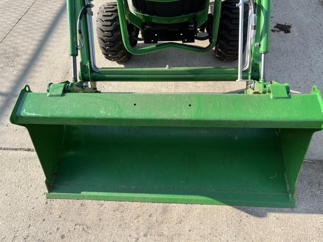 John Deere 1025R