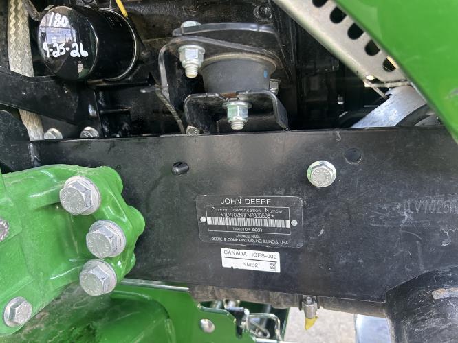 John Deere 1025R