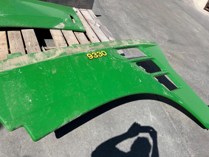 John Deere R320451 RH SIDE PANEL