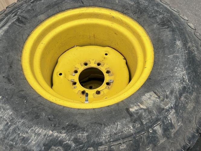 John Deere BLV10875 - 44X18.00-20 R3 TITAN WHEEL & TIRE ASSEMBLY
