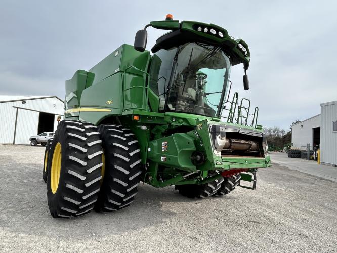John Deere S790