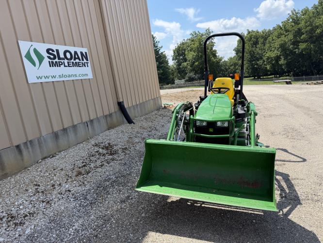 John Deere 1025R