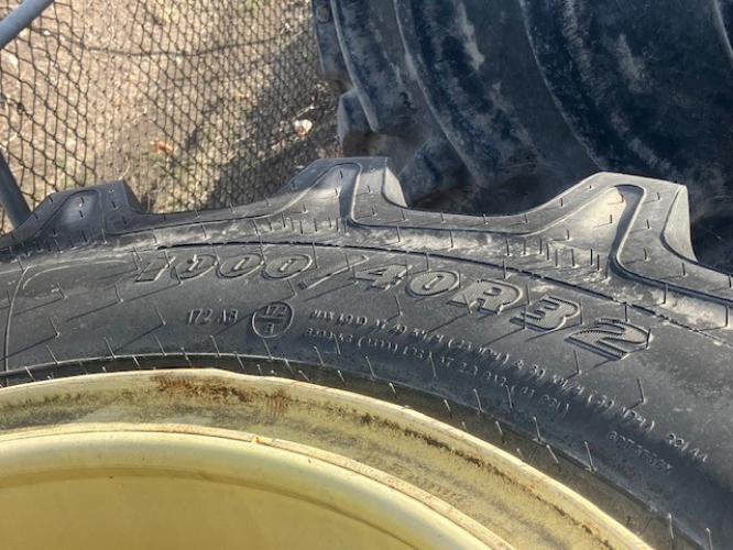 Goodyear 1000/40R32