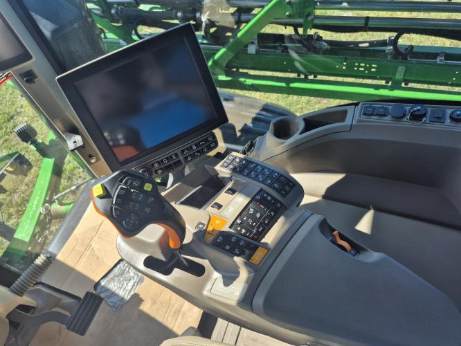John Deere 612R