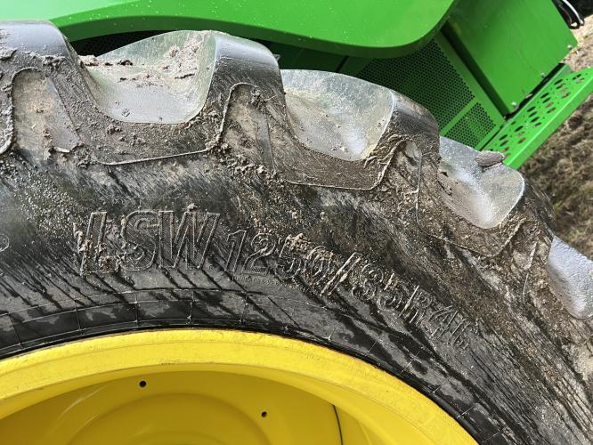 John Deere S790