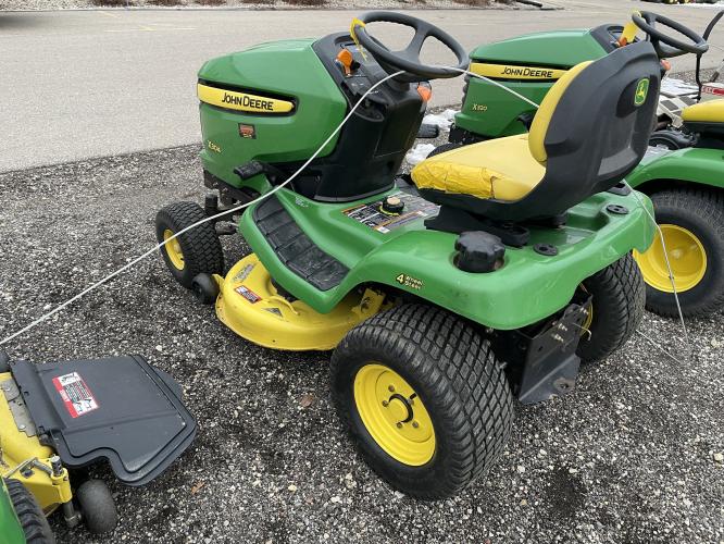 John Deere X304