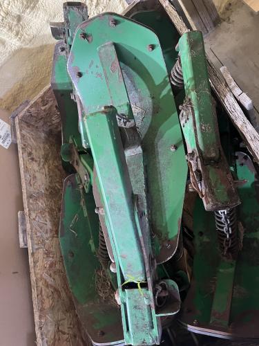 John Deere 608C
