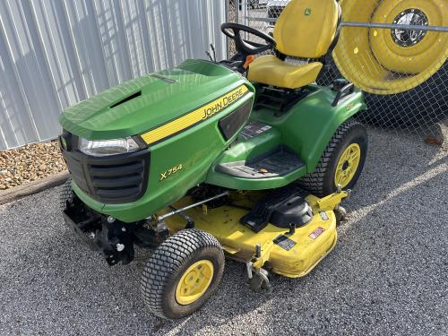 2019 John Deere X754