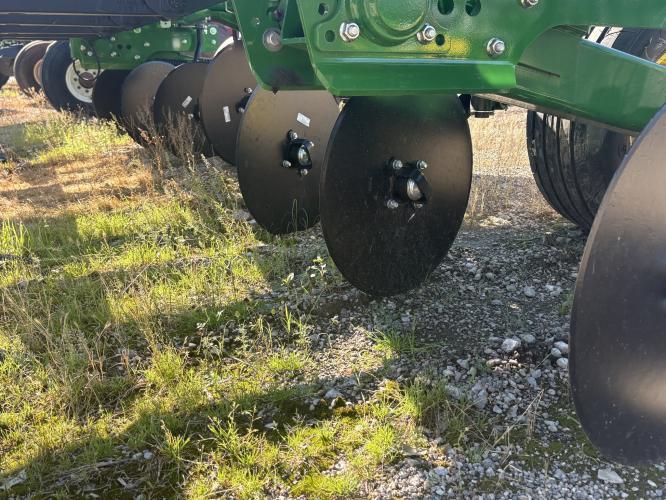 John Deere MT7