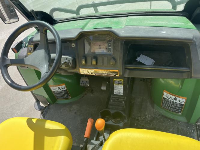 John Deere XUV 825i Power Steering