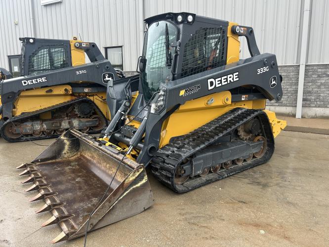 John Deere 333G
