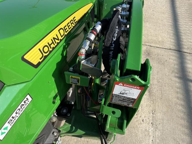 John Deere 1025R